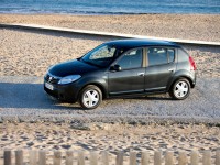 Dacia Sandero photo