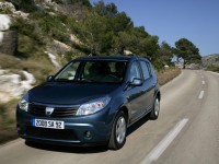 Dacia Sandero photo