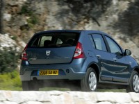 Dacia Sandero photo